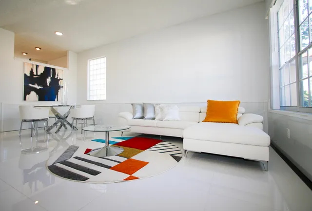 $5,000 | 661 Lake Wellington Drive, Wellington, FL 33414