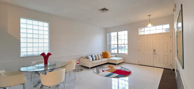 $5,000 | 661 Lake Wellington Drive, Wellington, FL 33414