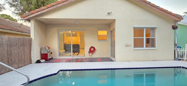 $5,000 | 661 Lake Wellington Drive, Wellington, FL 33414