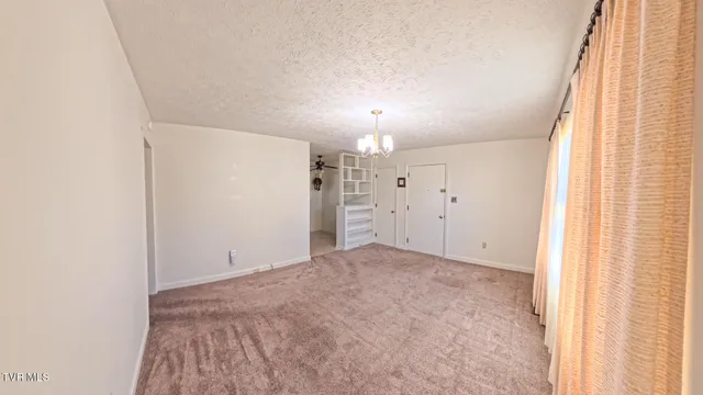 $189,900 | 212 Hemlock Road, Bristol, TN 37620