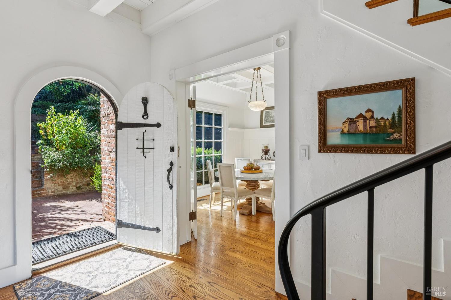 157 Beach Road Belvedere, CA 94920 - Photo 8 of 53 Gallery Image 8