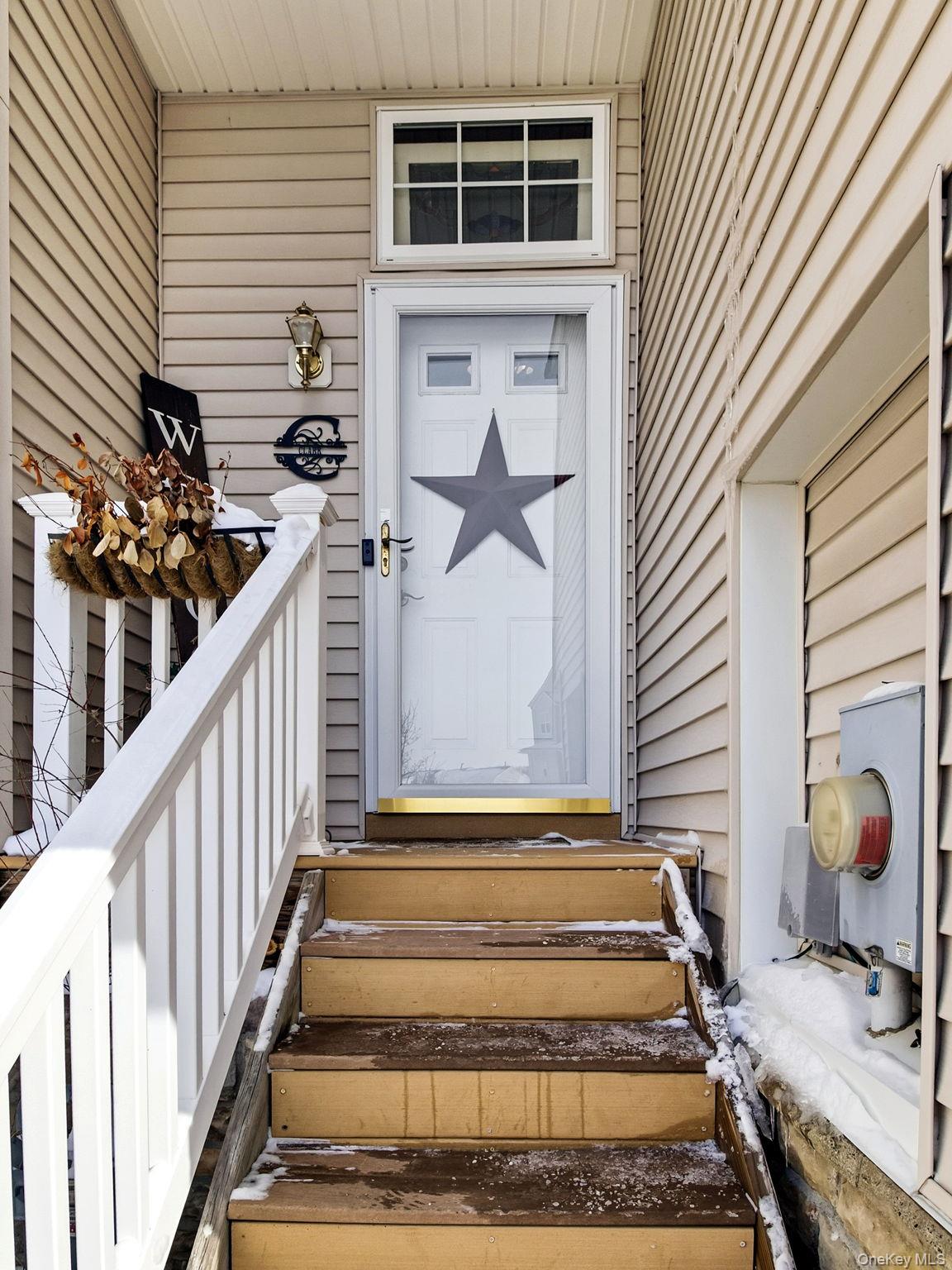 1604 Pondview Loop Wappingers Falls, NY 12590 - Photo 4 of 37 a view of entryway with a front door