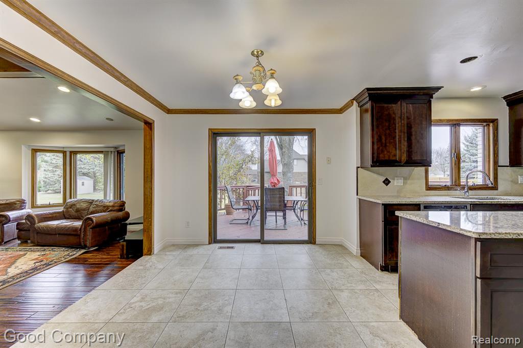 38092 Westchester Road Sterling Heights, MI 48310 - Photo 18 of 53