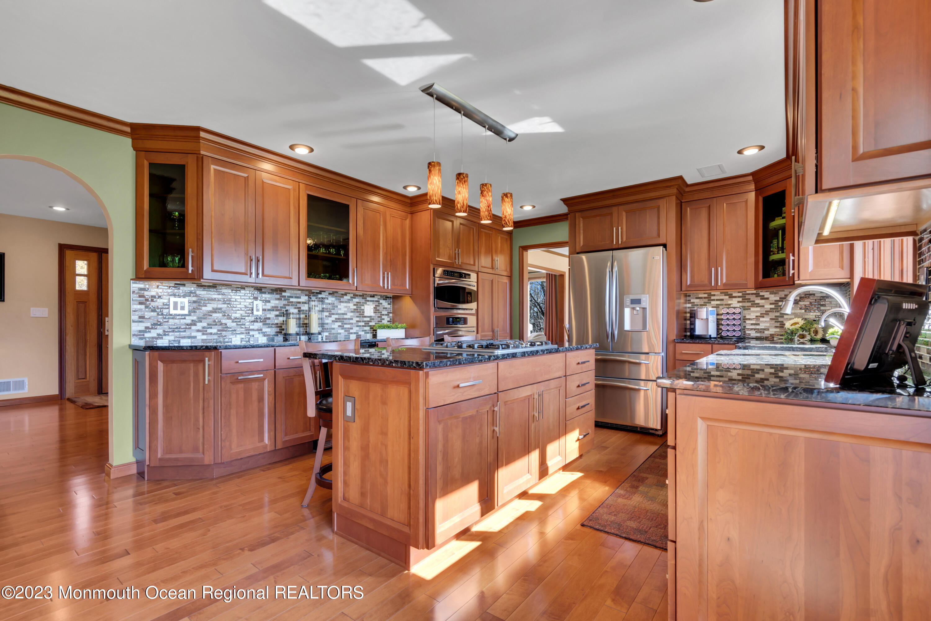 61 Burlington Path Road Cream Ridge, NJ 08514 - Photo 13 of 45 039_ros06559
