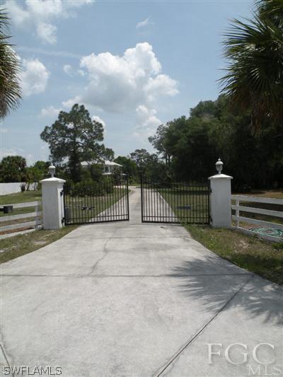 2161 Gardner Road Alva, FL 33920 - Photo 2 of 10 Gallery Image 2