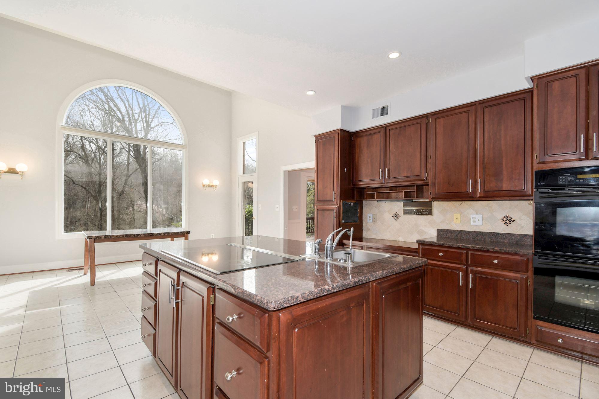 8700 Old Dominion Drive McLean, VA 22102 - Photo 9 of 27