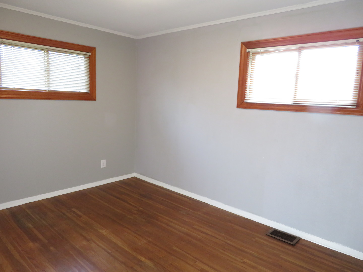 1107 Westminster Road Joliet, IL 60435 - Photo 19 of 28