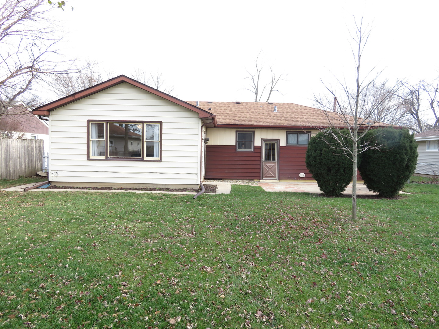 1107 Westminster Road Joliet, IL 60435 - Photo 23 of 28