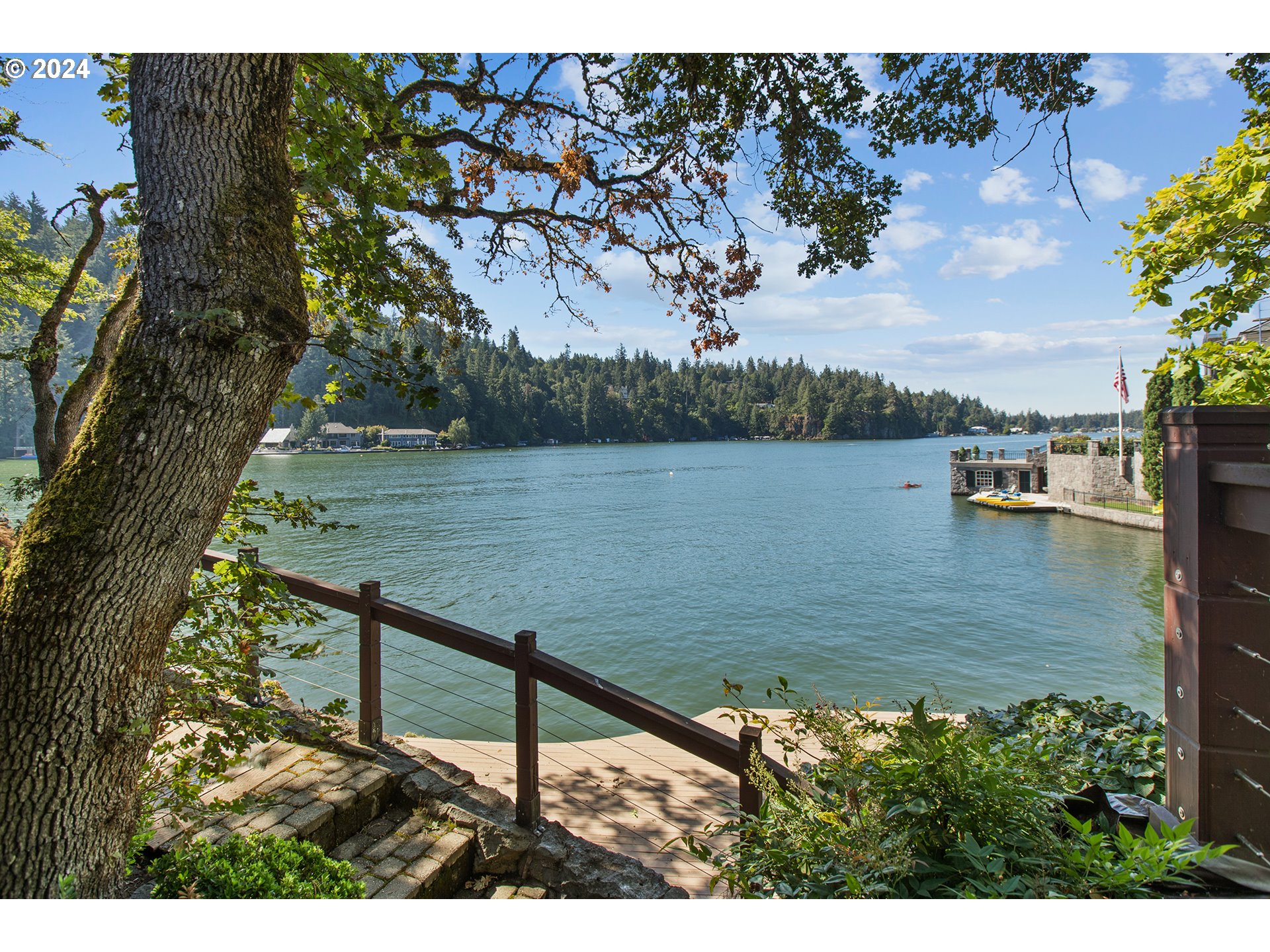 1900 Twin Points Road Lake Oswego, OR 97034 - Photo 33 of 48