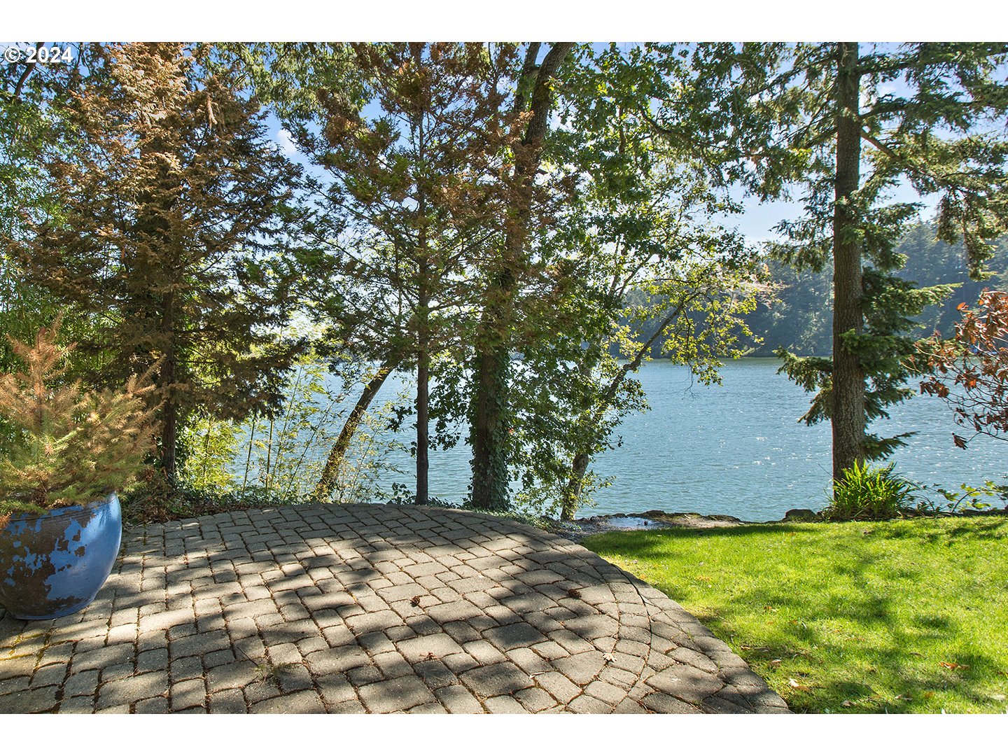 1900 Twin Points Road Lake Oswego, OR 97034 - Photo 36 of 48