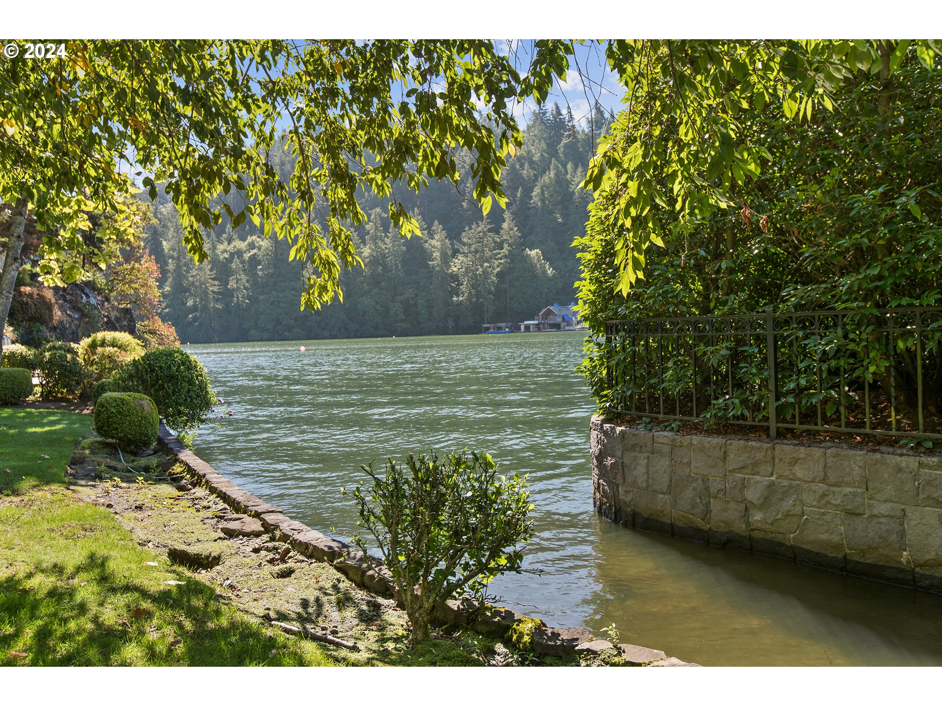 1900 Twin Points Road Lake Oswego, OR 97034 - Photo 37 of 48
