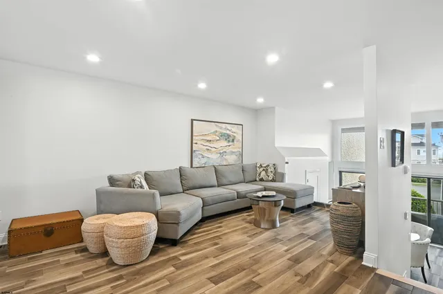 $2,295,000 | 1503 Atlantic Avenue, Longport, NJ 08403