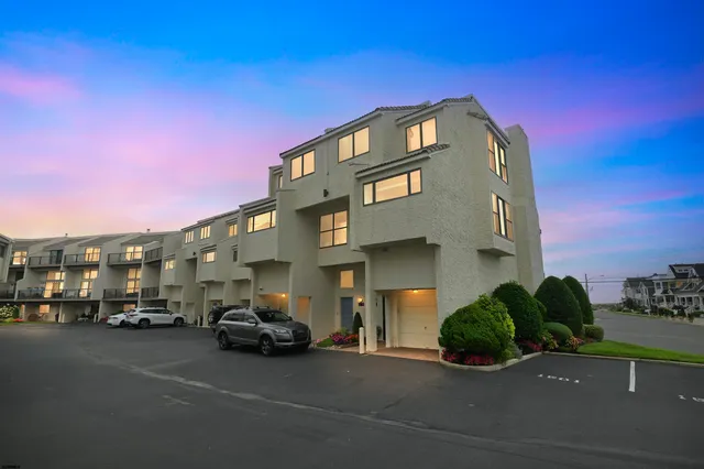 $2,295,000 | 1503 Atlantic Avenue, Longport, NJ 08403