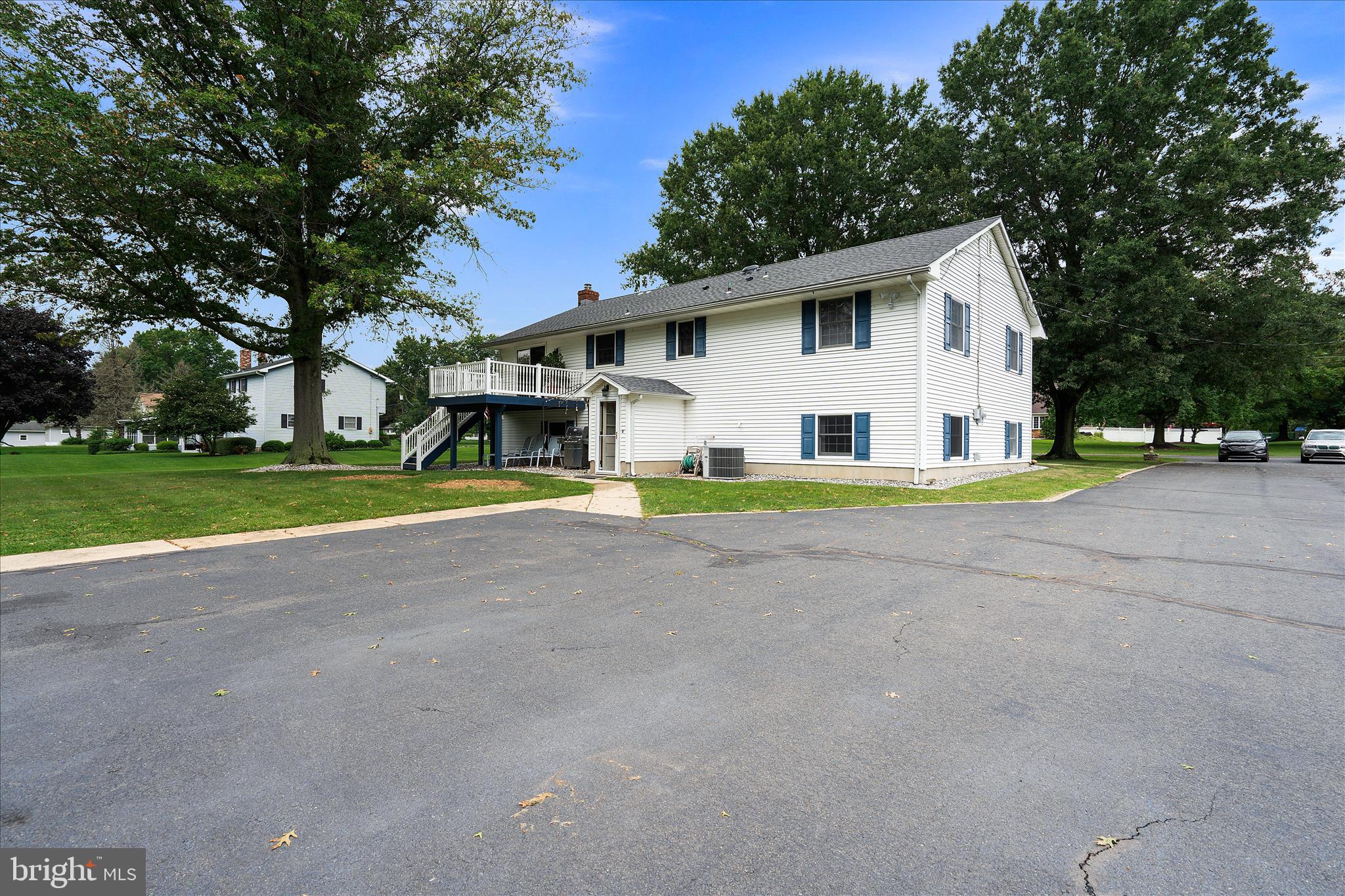 334 Sharon Road Hightstown, NJ 08520 - Photo 30 of 35