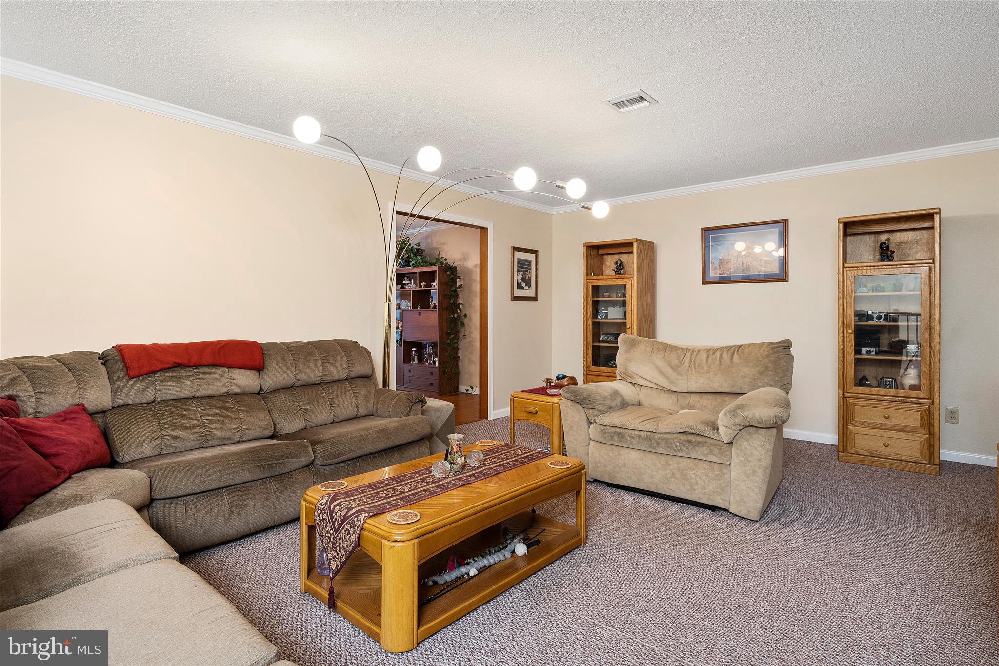334 Sharon Road Hightstown, NJ 08520 - Photo 6 of 35