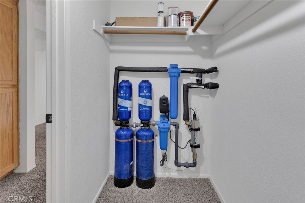 11659 Pepper Lane Apple Valley, CA 92308 - Photo 23 of 50 a view of water heater room