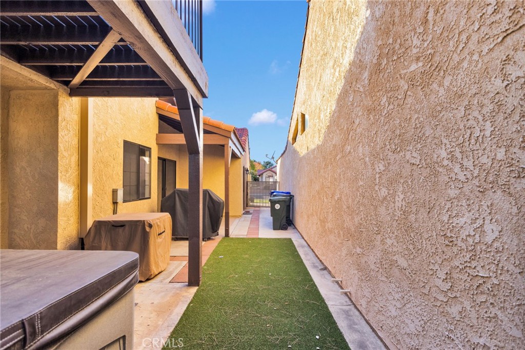 11659 Pepper Lane Apple Valley, CA 92308 - Photo 40 of 50 a view of swimming pool with seating area