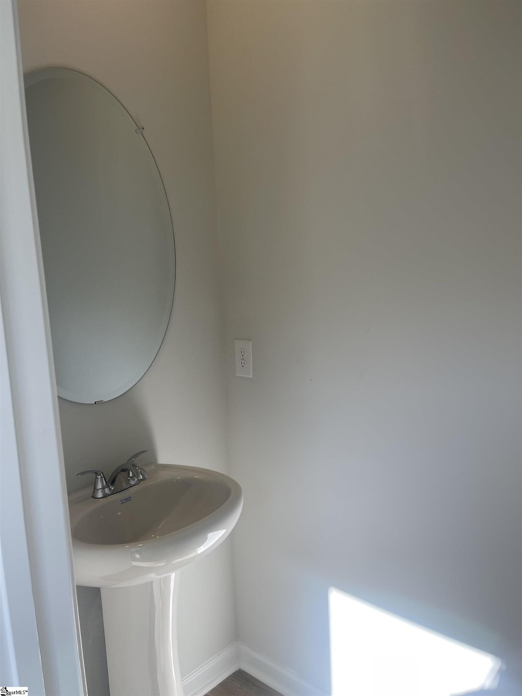 4000 Zepelin Way Roebuck, SC 29376 - Photo 4 of 10