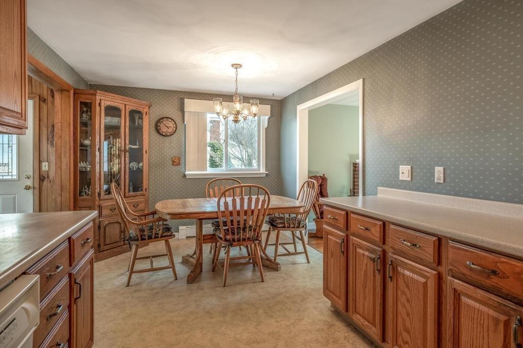 82 Edsel Road Littleton, MA 01460 - Photo 6 of 27 Gallery Image 6