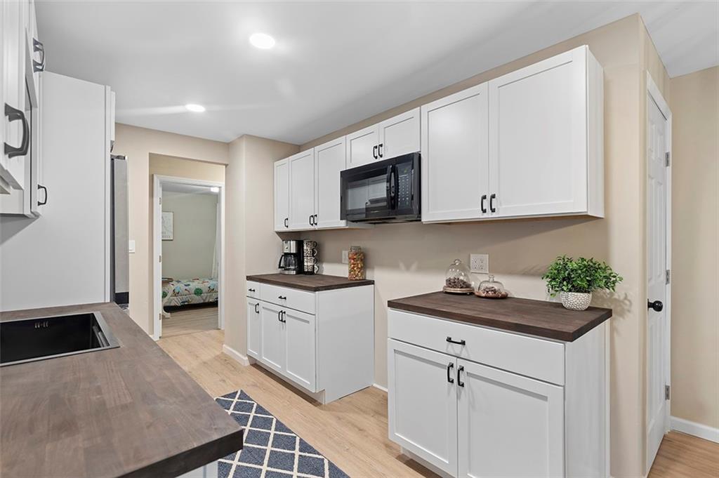 9111 Pannier Road Pittsburgh, PA 15237 - Photo 8 of 15 Gallery Image 8