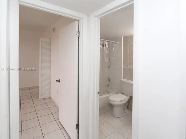 $2,150 | 9440 West Flagler Street, Unit 404, Miami, FL 33174