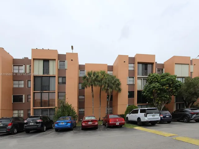 $2,150 | 9440 West Flagler Street, Unit 404, Miami, FL 33174