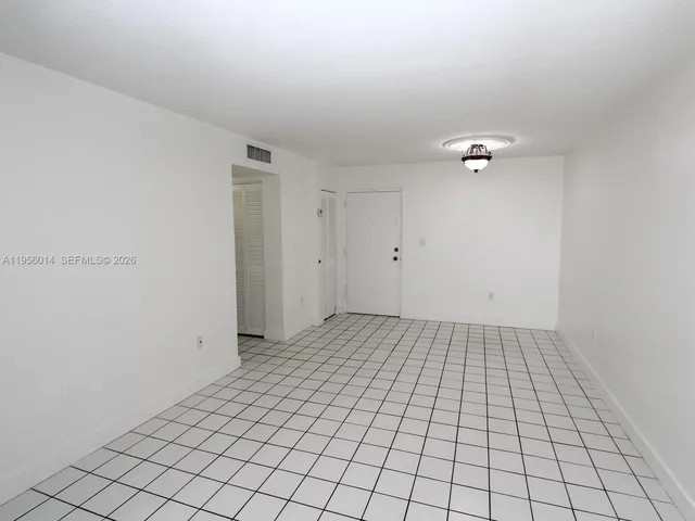 $2,150 | 9440 West Flagler Street, Unit 404, Miami, FL 33174