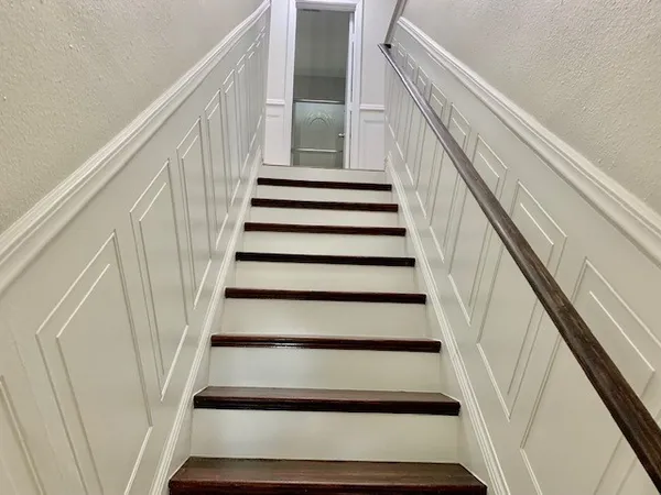 $2,000 | 2505 Overland Trail, Dickinson, TX 77539