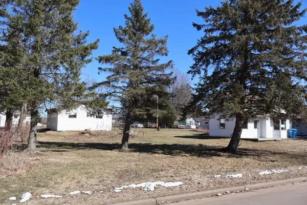 $101,900 | N3806 North 6th Street, Weyerhaeuser, WI 54895
