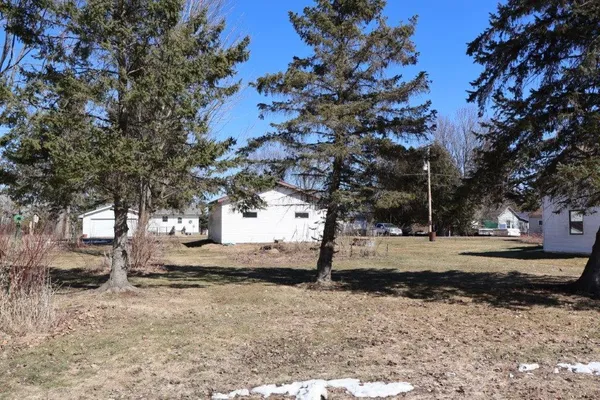 $101,900 | N3806 North 6th Street, Weyerhaeuser, WI 54895