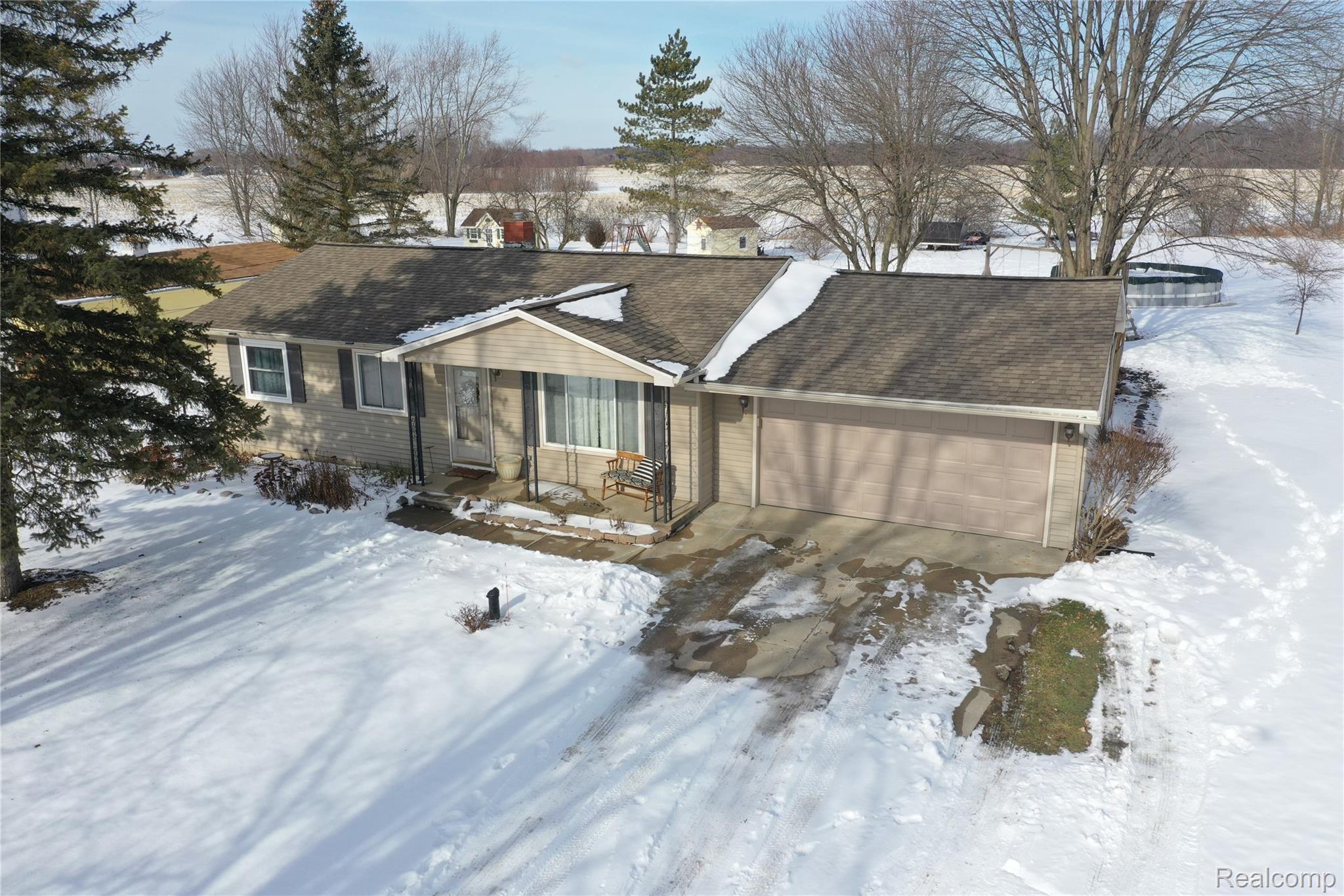 10425 East Potter Road Davison, MI 48423 - Photo 1 of 30 org_0eed1f87aed36cc7_1579629864000.jpg