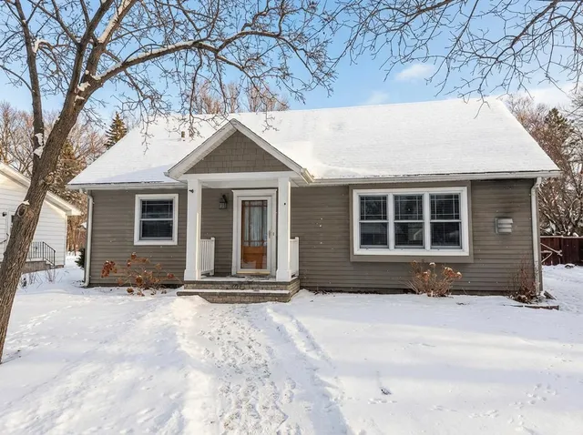 $270,000 | 901 17th Street Southwest, Willmar, MN 56201