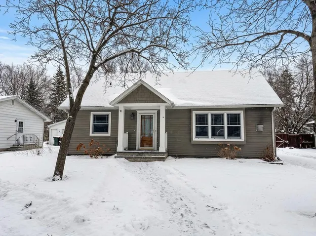 $270,000 | 901 17th Street Southwest, Willmar, MN 56201