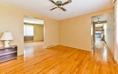 8534 Ridgemont Road Pittsburgh, PA 15237 - Photo 8 of 14 Gallery Image 8