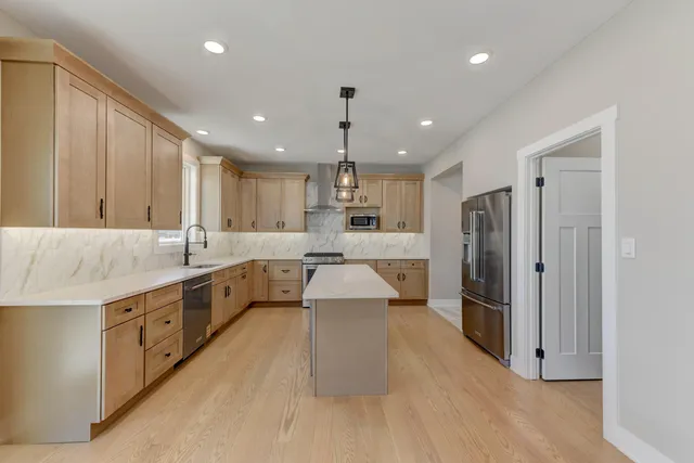 $859,900 | 10221 Allison Road, Munster, IN 46321