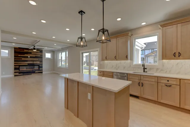 $859,900 | 10221 Allison Road, Munster, IN 46321