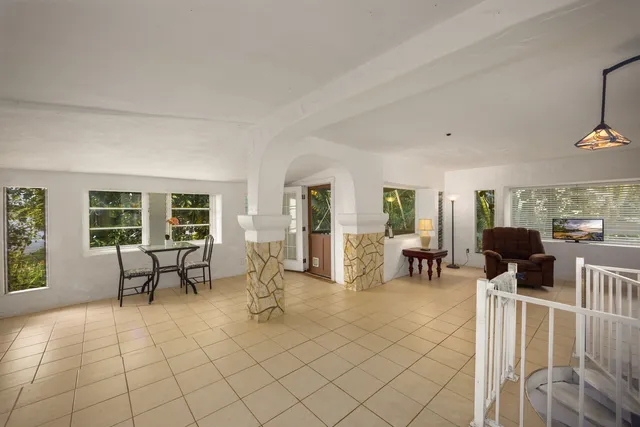 $375,000 | 84-5125 Hawaiʻi Belt Road, Captain Cook, HI 96704