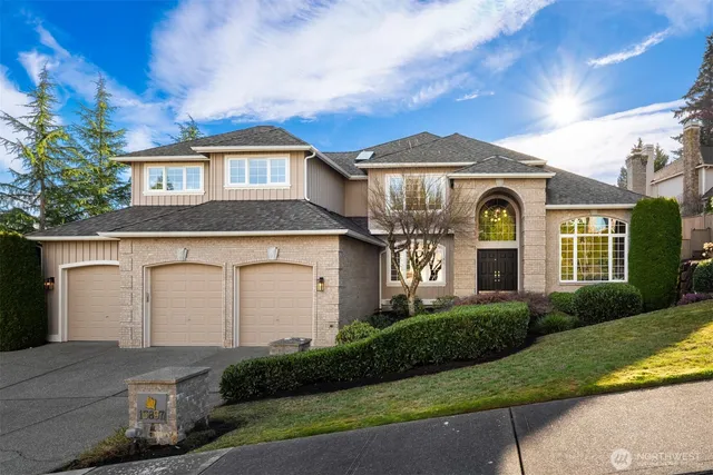 $2,450,000 | 15897 Southeast 56th Place, Bellevue, WA 98006
