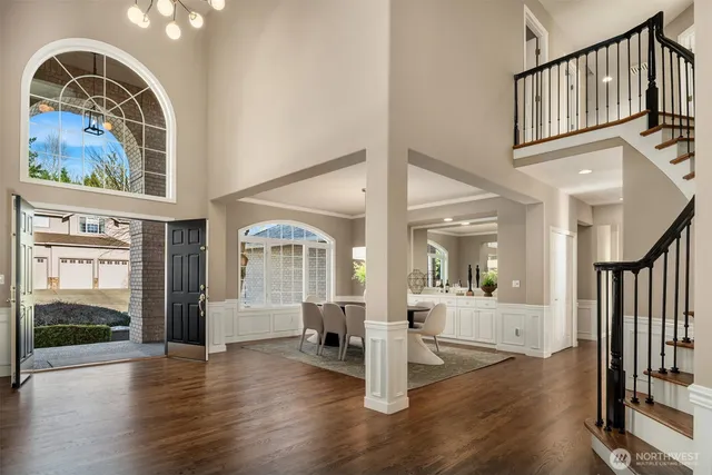 $2,450,000 | 15897 Southeast 56th Place, Bellevue, WA 98006