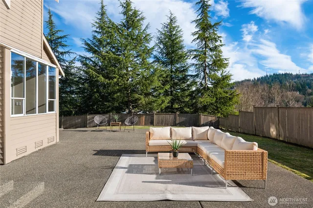 $2,450,000 | 15897 Southeast 56th Place, Bellevue, WA 98006