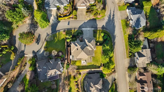 $2,450,000 | 15897 Southeast 56th Place, Bellevue, WA 98006