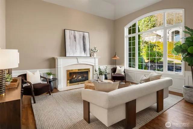 $2,450,000 | 15897 Southeast 56th Place, Bellevue, WA 98006