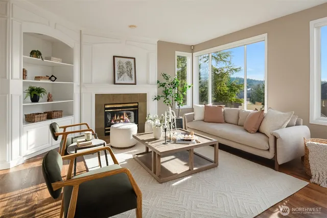 $2,450,000 | 15897 Southeast 56th Place, Bellevue, WA 98006