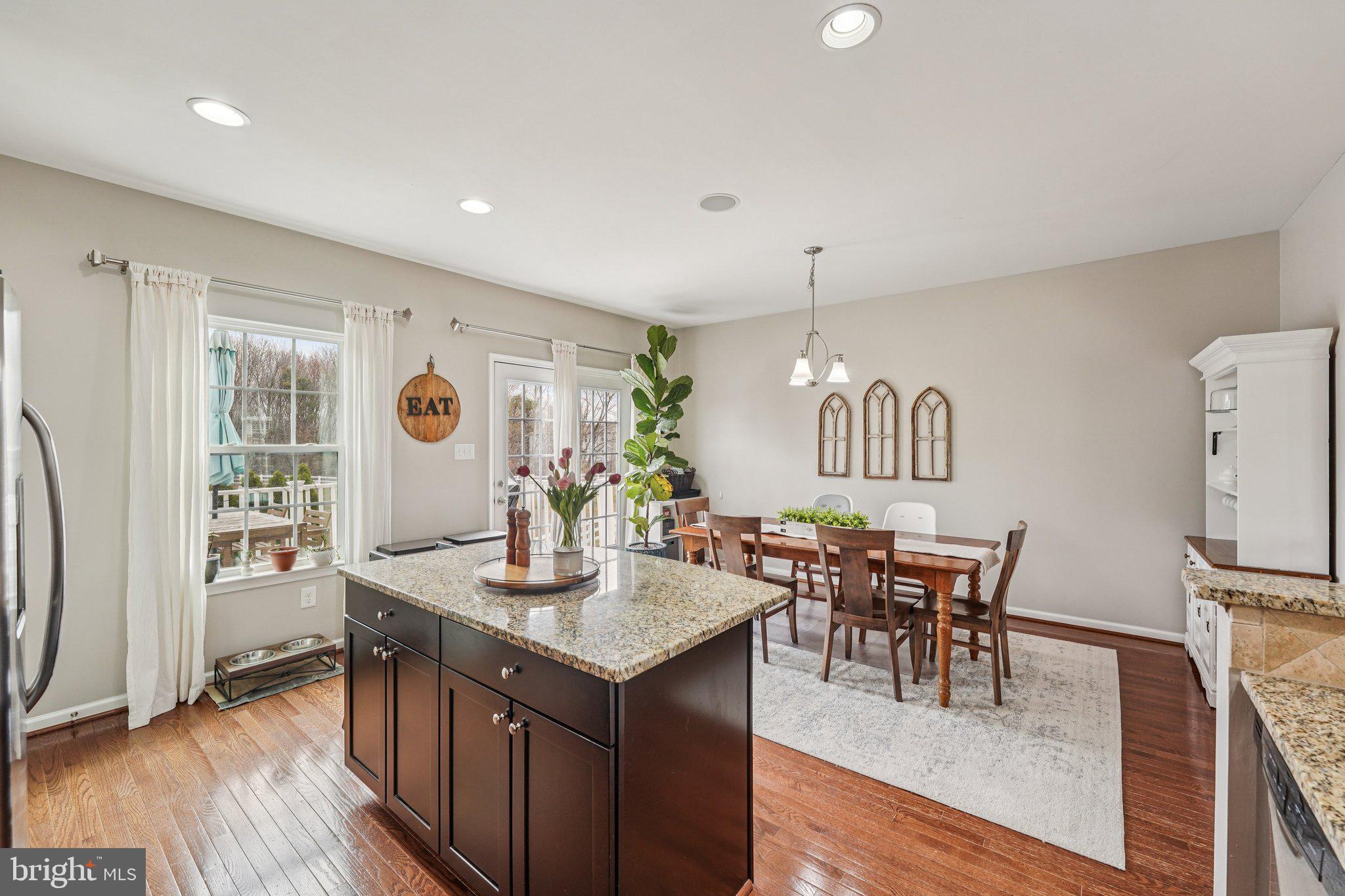 101 Emerson Court Clementon, NJ 08021 - Photo 17 of 44 2nd fl - dining room