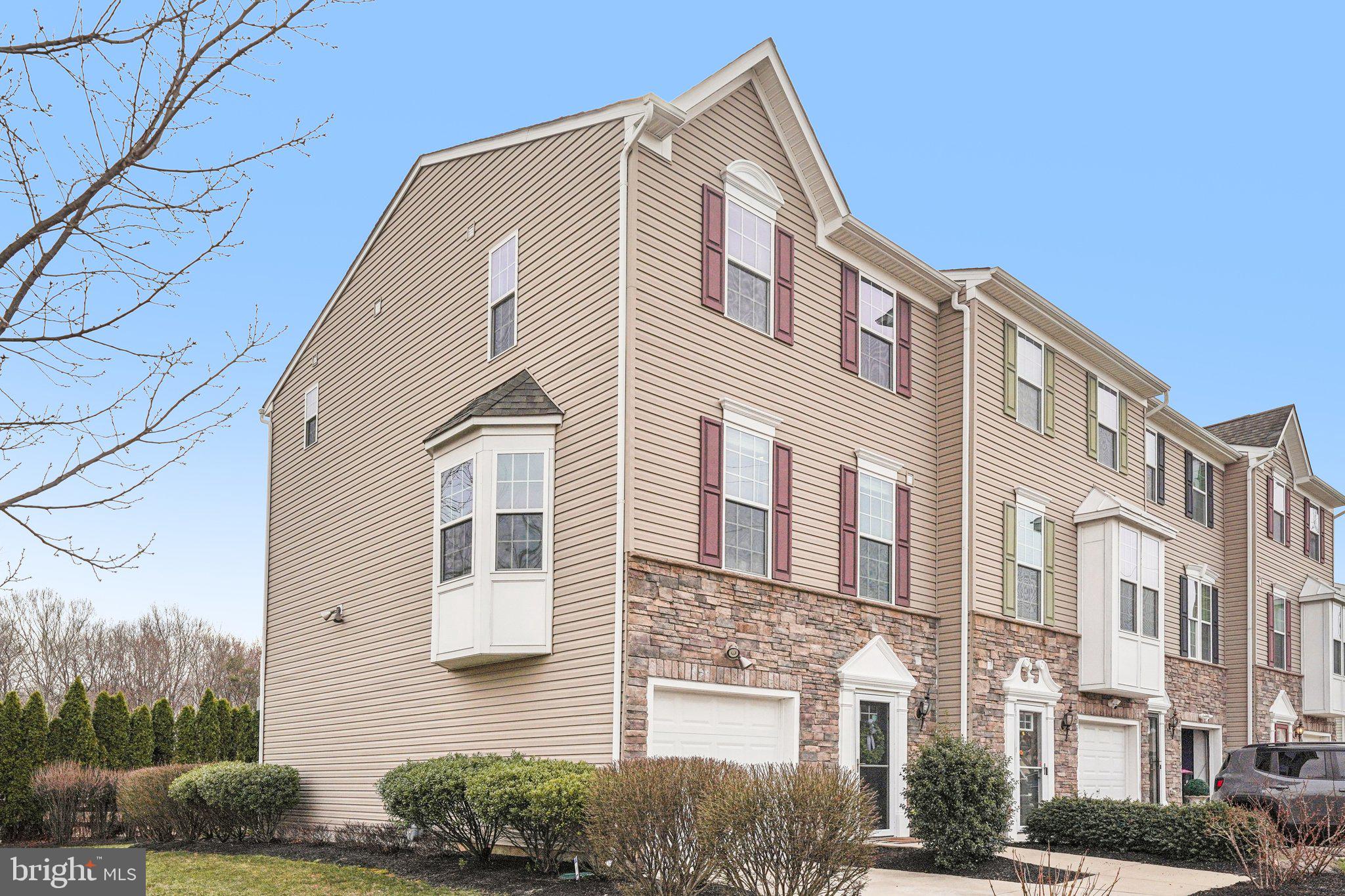 101 Emerson Court Clementon, NJ 08021 - Photo 3 of 44 side exterior