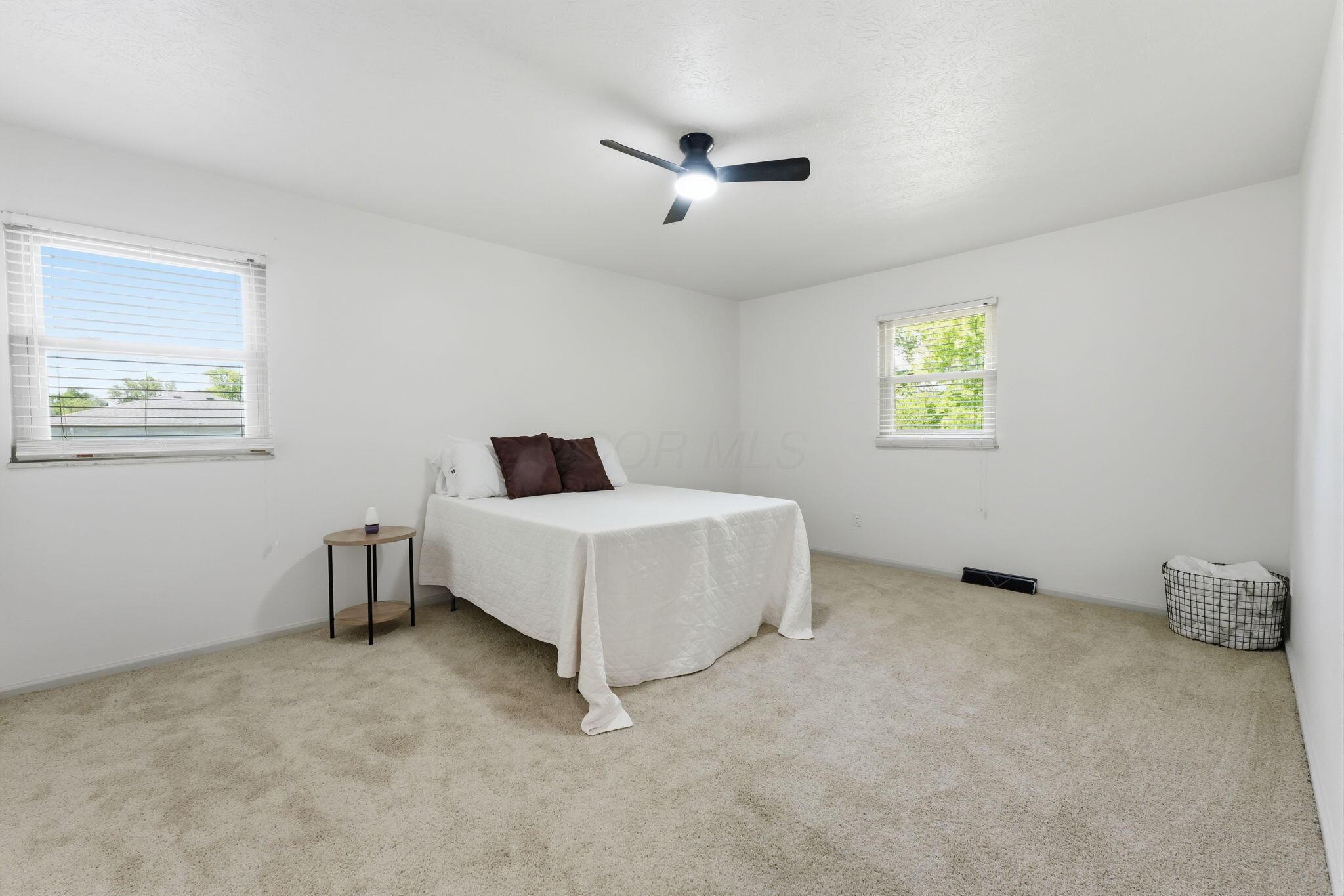 5446 Blue Ash Road Columbus, OH 43229 - Photo 29 of 52