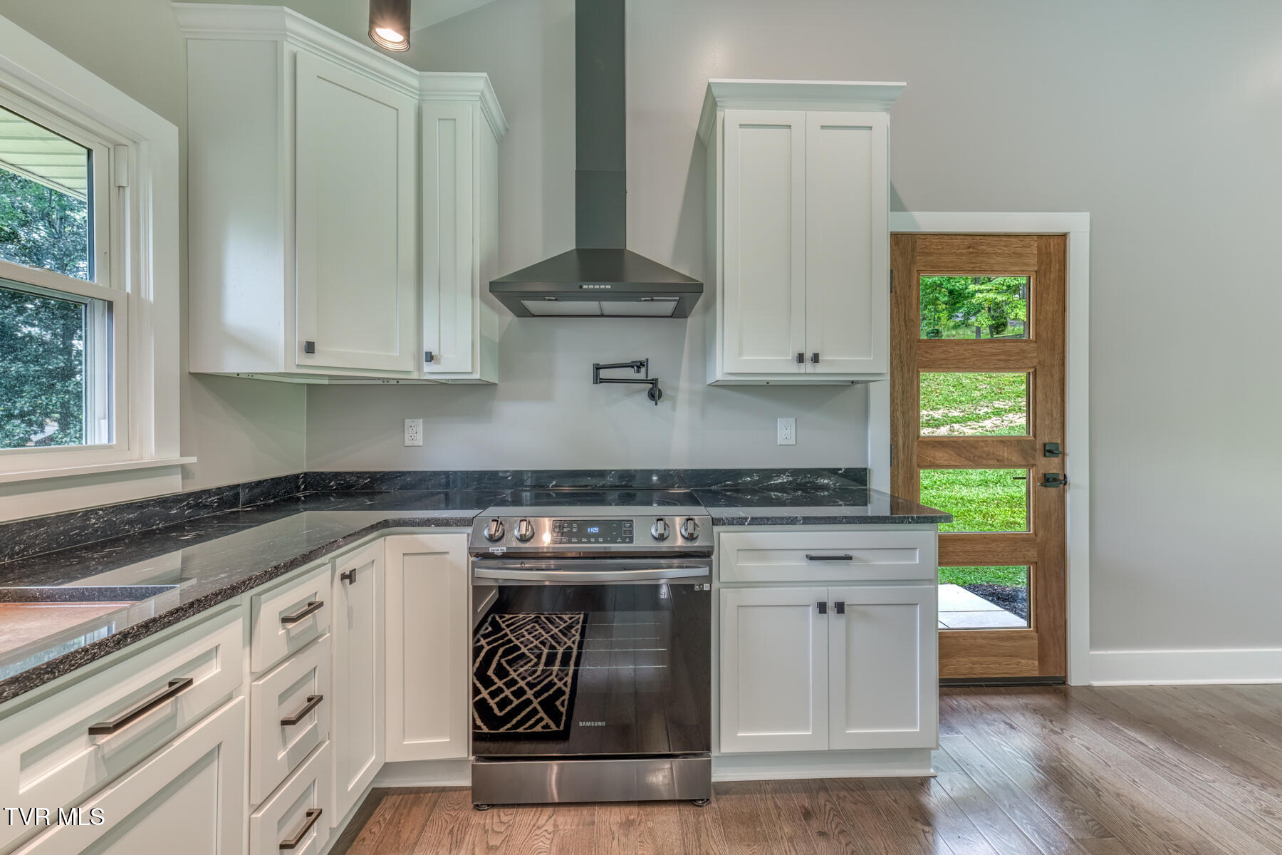 601 Orchard Road Elizabethton, TN 37643 - Photo 13 of 66 Kitchen