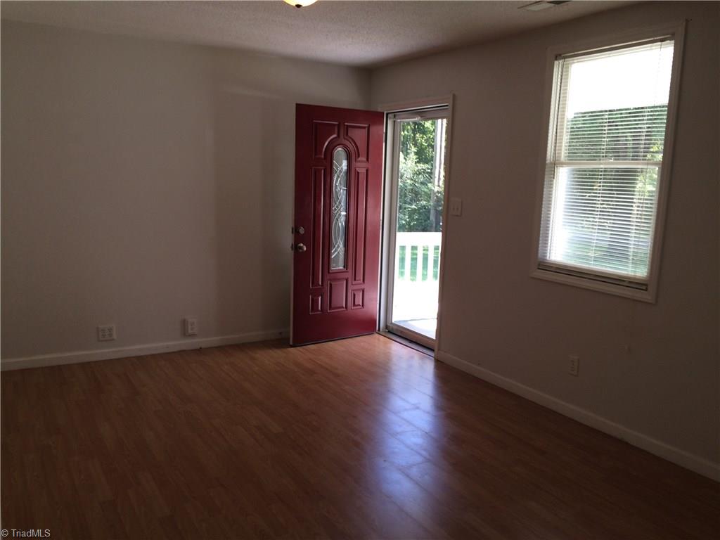 202 Lineback Road Mount Airy, NC 27030 - Photo 6 of 20 Living room