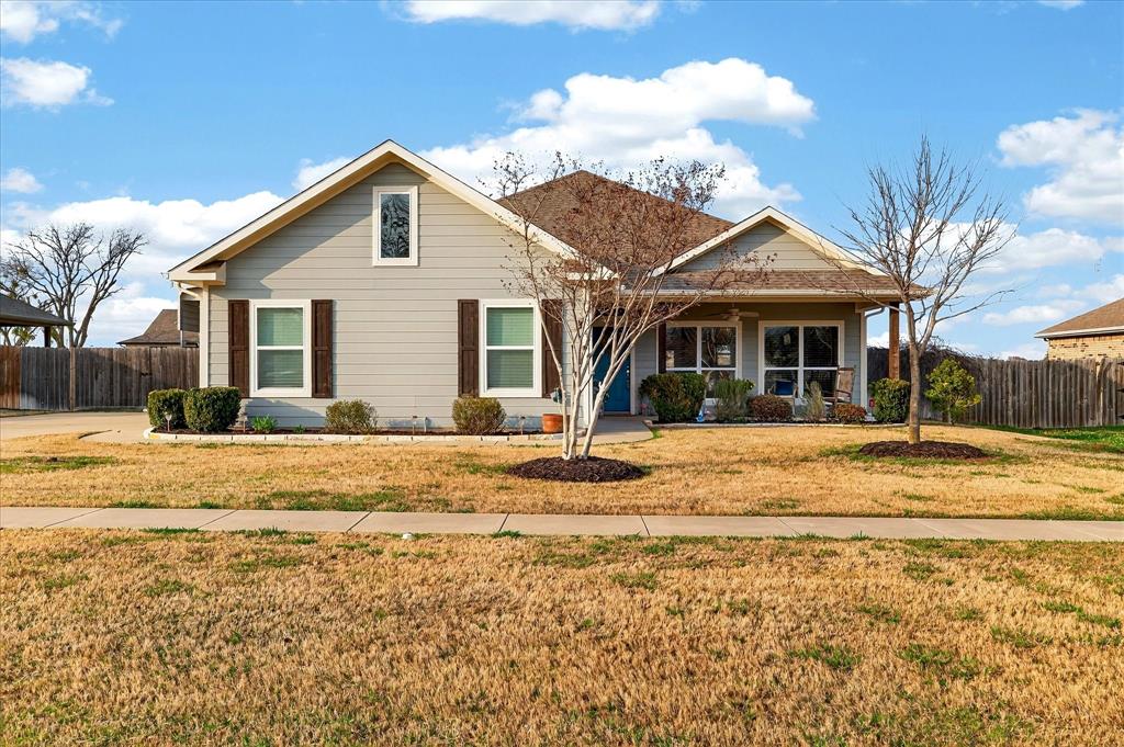 a view of a house with a swimming pool