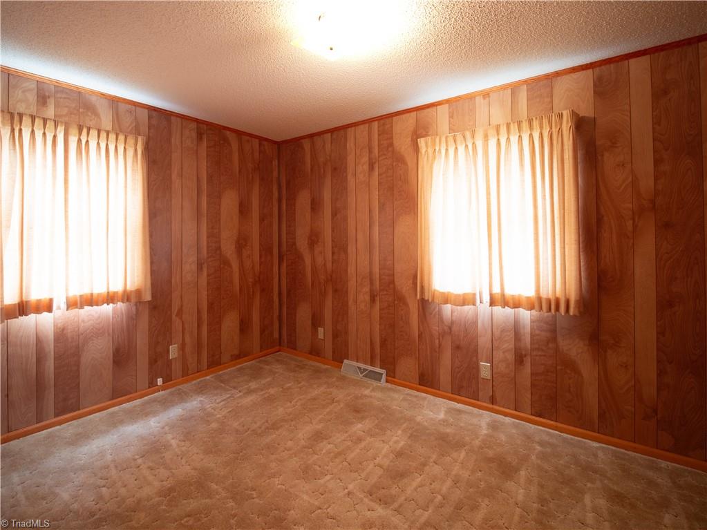 181 Layell Road Elkin, NC 28621 - Photo 24 of 33